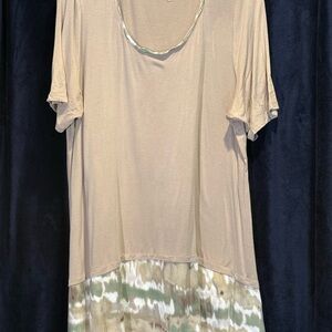 LOGO by Lori Goldstein Beige and Olive Short Sleeve Top